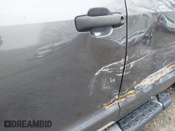 ✅ 2018 Toyota Tundra SR • VIN: 5TFUM5F14JX075750 • Lot: 41722848. Listed on IAAI with 30,120 mi. Free auction sales archive from the USA and detailed vehicle history report at DreamBid. Image 19.