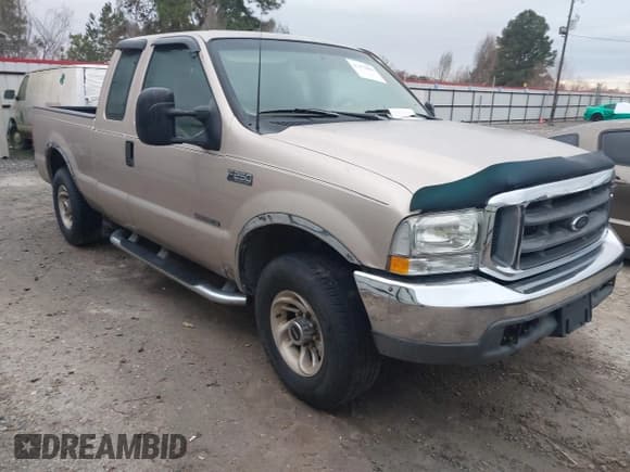 ✅ 1999 Ford F-250 XL • VIN: 1FTNX20F0XEC90660 • Lot: 41473096. Listed on IAAI with 435,452 mi. Free auction sales archive from the USA and detailed vehicle history report at DreamBid. Image 1.
