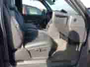 2004 Chevrolet Silverado 1500 с VIN 1GCEK19T64E192987, выставлен на аукционе IAAI как лот 41602418 с пробегом 279 282 миль миль и . История ставок и продаж доступна на DreamBid. Изображение 5.