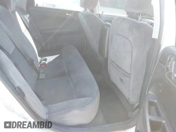 ✅ 2006 Mitsubishi Galant ES • VIN: 4A3AB36F66E065648 • Lot: 42043359. Wystawiony na IAAI z przebiegiem Nie podano. Bezpłatny archiwum sprzedaży aukcyjnych z USA i szczegółowy raport historii pojazdu na DreamBid. Zdjęcie 8.