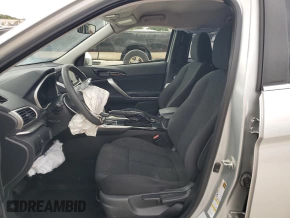 ✅ 2020 Mitsubishi Eclipse Cross ES • VIN: JA4AS3AA9LZ024363 • Лот: 52808875. Опубликован ранее на Copart с пробегом 105 635 миль. Бесплатный доступ к архиву аукционных продаж из США и подробный отчёт об истории автомобиля на DreamBid. Изображение 7.