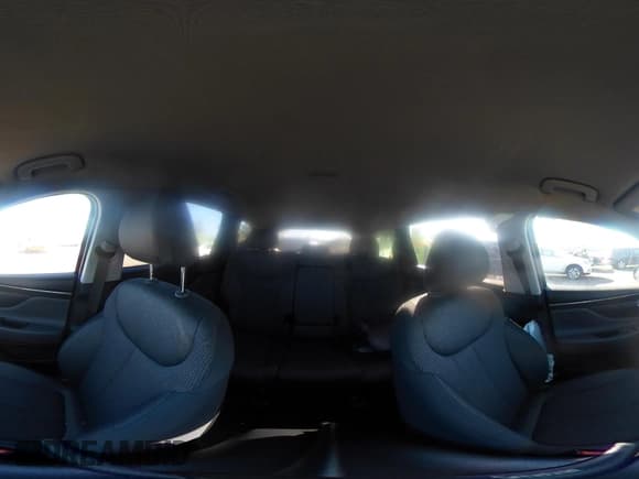 ✅ 2023 Hyundai Santa Fe SEL • VIN: 5NMS2DAJ0PH612162 • Lot: 43345308. Wystawiony na IAAI z przebiegiem 17 740 mil. Bezpłatny archiwum sprzedaży aukcyjnych z USA i szczegółowy raport historii pojazdu na DreamBid. Zdjęcie 18.