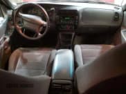 ✅ 1999 Ford Explorer XL • VIN: 1FMZU34X9XUA53511 • Лот: 47726165. Опубликован ранее на Copart с пробегом 141 962 миль. Бесплатный доступ к архиву аукционных продаж из США и подробный отчёт об истории автомобиля на DreamBid. Изображение 8.