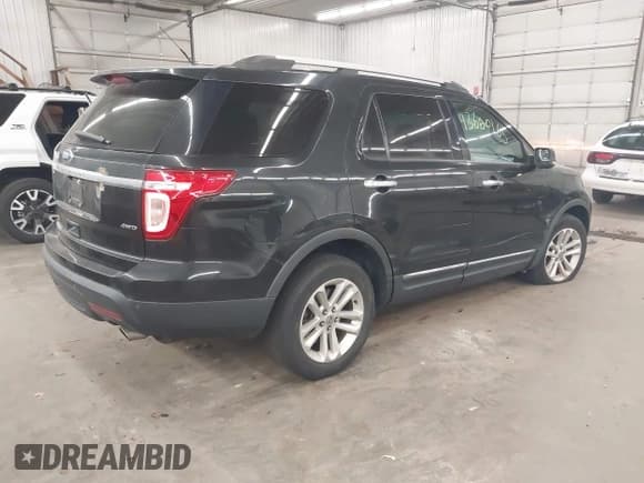 ✅ 2011 Ford Explorer XLT • VIN: 1FMHK8D89BGA52941 • Лот: 43660165. Опубликован ранее на IAAI с пробегом 194 796 миль. Бесплатный доступ к архиву аукционных продаж из США и подробный отчёт об истории автомобиля на DreamBid. Изображение 4.