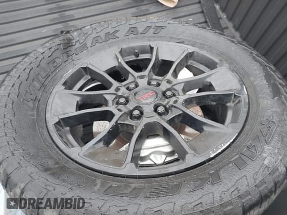 ✅ 2023 Toyota Tundra 1794 Edition • VIN: 5TFMC5DB6PX026069 • Лот: 42375084. Опубликован ранее на IAAI с пробегом 17 080 миль. Бесплатный доступ к архиву аукционных продаж из США и подробный отчёт об истории автомобиля на DreamBid. Изображение 12.