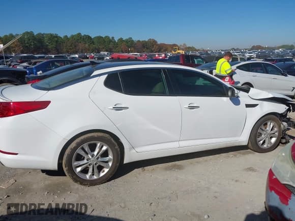✅ 2013 Kia Optima EX • VIN: 5XXGN4A70DG155137 • Лот: 43608250. Опубликован ранее на IAAI с пробегом 211 098 миль. Бесплатный доступ к архиву аукционных продаж из США и подробный отчёт об истории автомобиля на DreamBid. Изображение 13.