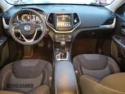 ✅ 2016 Jeep Cherokee Latitude • VIN: 1C4PJMCB0GW340370 • Лот: 92268885. Опубликован ранее на Copart с пробегом 74 235 миль. Бесплатный доступ к архиву аукционных продаж из США и подробный отчёт об истории автомобиля на DreamBid. Изображение 8.