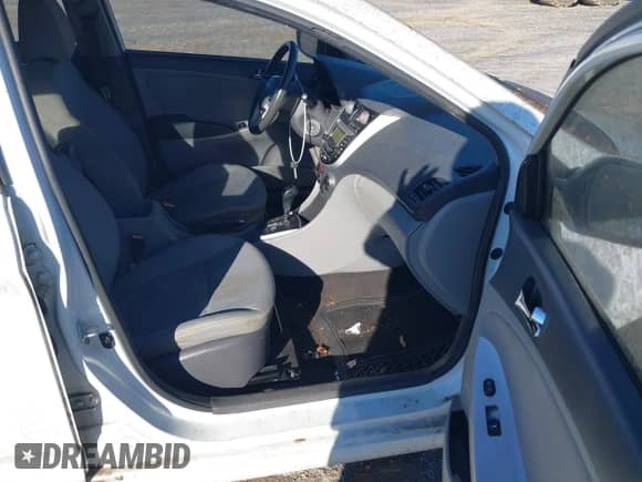 2013 Hyundai Accent SE with VIN KMHCU5AEXDU122478, listed as a IAAI auction lot 43616371 with 141,000 mi miles and . Bid and sale history available at DreamBid. Image 5.