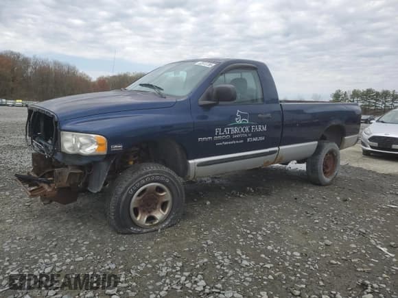 ✅ 2005 Dodge 2500 ST • VIN: 3D7KS26D55G826098 • Lot: 52813795. Wystawiony na Copart z przebiegiem Nie podano. Bezpłatny archiwum sprzedaży aukcyjnych z USA i szczegółowy raport historii pojazdu na DreamBid. Zdjęcie 1.