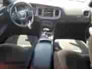 2023 Dodge Charger SXT z VIN 2C3CDXBG6PH687516, wystawiony jako Copart lot #70731315 z przebiegiem 9 098 mil mil oraz Szkoda całkowita • Salvage title. Historia ofert i sprzedaży dostępna na DreamBid. Obrazek 8.