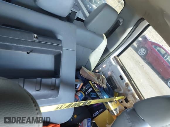 ✅ 2015 Ford F-250 King Ranch • VIN: 1FT7W2BT8FEA85620 • Lot: 43319422. Listed on IAAI with 264,802 mi. Free auction sales archive from the USA and detailed vehicle history report at DreamBid. Image 8.