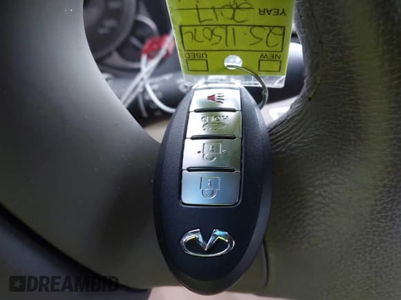 ✅ 2017 Infiniti Q70 3.7 • VIN: JN1BY1PR8HM210624 • Lot: 43777593. Listed on IAAI with 61,166 mi. Free auction sales archive from the USA and detailed vehicle history report at DreamBid. Image 11.