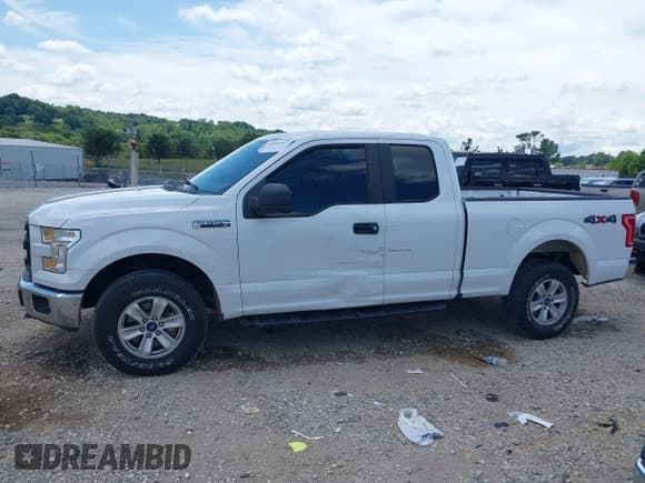 ✅ 2017 Ford F-150 XL • VIN: 1FTFX1EF6HKE49997 • Lot: 42606917. Listed on IAAI with 167,943 mi. Free auction sales archive from the USA and detailed vehicle history report at DreamBid. Image 14.