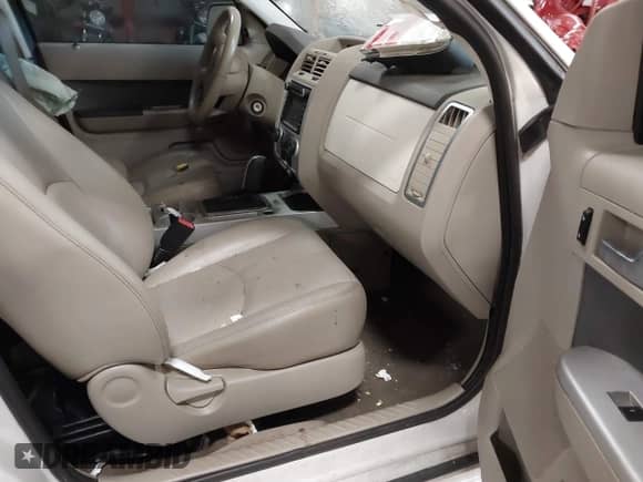 2009 Mercury Mariner Premier with VIN 4M2CU97729KJ00086, listed as a IAAI auction lot 41418490 with 167,486 mi miles and . Bid and sale history available at DreamBid. Image 5.