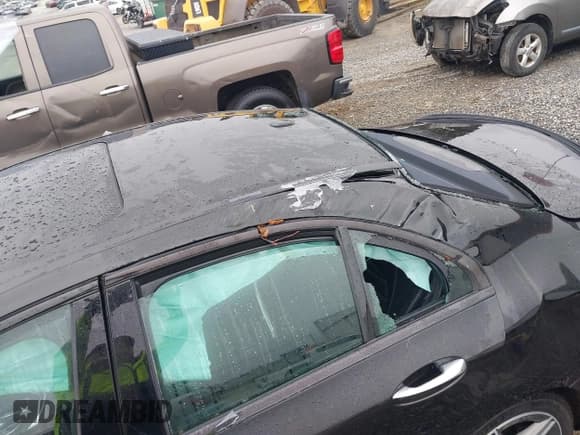 ✅ 2019 Mercedes-Benz C 43 AMG • VIN: 55SWF6EB9KU291767 • Lot: 41584111. Wystawiony na IAAI z przebiegiem 77 740 mil. Bezpłatny archiwum sprzedaży aukcyjnych z USA i szczegółowy raport historii pojazdu na DreamBid. Zdjęcie 6.