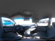 ✅ 2008 Kia Rondo LX • VIN: KNAFG525087171732 • Лот: 43343019. Опубликован ранее на IAAI с пробегом 308 720 миль. Бесплатный доступ к архиву аукционных продаж из США и подробный отчёт об истории автомобиля на DreamBid. Изображение 18.