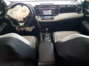 ✅ 2018 Toyota RAV4 XLE • VIN: JTMRFREV0JJ184771 • Lot: 93853095. Wystawiony na Copart z przebiegiem 113 397 mil. Bezpłatny archiwum sprzedaży aukcyjnych z USA i szczegółowy raport historii pojazdu na DreamBid. Zdjęcie 8.