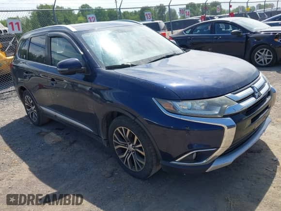 2017 Mitsubishi Outlander SE с VIN JA4AZ3A33HZ029739, выставлен на аукционе IAAI как лот 42598418 с пробегом 158 648 миль миль и . История ставок и продаж доступна на DreamBid. Изображение 1.
