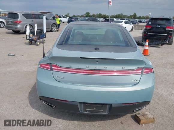 ✅ 2014 Lincoln MKZ Hybrid • VIN: 3LN6L2LU4ER833900 • Лот: 43522194. Опубликован ранее на IAAI с пробегом 52 585 миль. Бесплатный доступ к архиву аукционных продаж из США и подробный отчёт об истории автомобиля на DreamBid. Изображение 16.