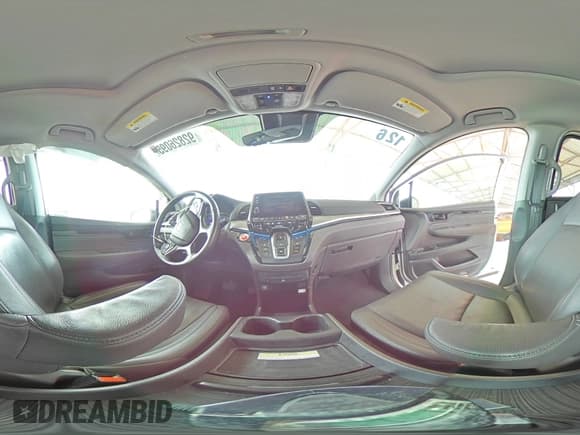 ✅ 2019 Honda Odyssey Elite • VIN: 5FNRL6H92KB031596 • Lot: 92826095. Listed on Copart with 98,610 mi. Free auction sales archive from the USA and detailed vehicle history report at DreamBid. Image 15.