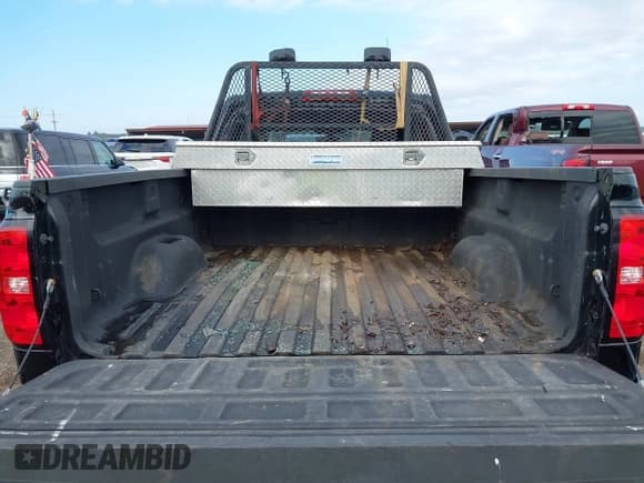 ✅ 2015 Chevrolet Silverado 1500 LT • VIN: 1GCVKREC8FZ263560 • Lot: 43276607. Listed on IAAI with 122,938 mi. Free auction sales archive from the USA and detailed vehicle history report at DreamBid. Image 17.