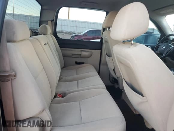 ✅ 2008 Chevrolet Silverado 2500HD 1LT • VIN: 1GCHK23K68F206423 • Лот: 90582485. Опубликован ранее на Copart с пробегом 188 226 миль. Бесплатный доступ к архиву аукционных продаж из США и подробный отчёт об истории автомобиля на DreamBid. Изображение 10.