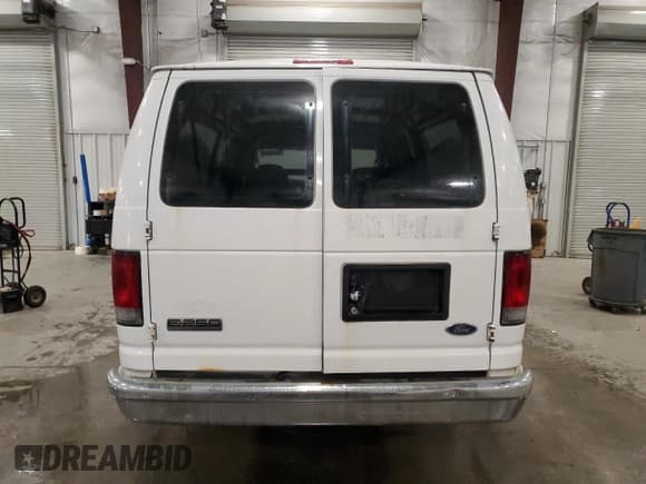 ✅ 2008 Ford Econoline Cargo Commercial • VIN: 1FTNS24W08DB59809 • Lot: 47029395. Listed on Copart with 88,007 mi. Free auction sales archive from the USA and detailed vehicle history report at DreamBid. Image 6.