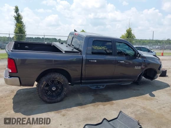 ✅ 2018 Ram 1500 Big Horn • VIN: 1C6RR7LT9JS335783 • Лот: 42812085. Опубликован ранее на IAAI с пробегом 91 239 миль. Бесплатный доступ к архиву аукционных продаж из США и подробный отчёт об истории автомобиля на DreamBid. Изображение 14.