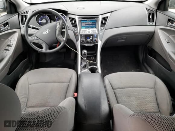 ✅ 2011 Hyundai Sonata GLS • VIN: 5NPEB4AC0BH163544 • Lot: 68605514. Listed on Copart with 144,484 mi. Free auction sales archive from the USA and detailed vehicle history report at DreamBid. Image 8.