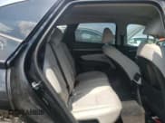 ✅ 2023 Hyundai Tucson Limited • VIN: 5NMJECAE2PH259617 • Lot: 68278545. Wystawiony na Copart z przebiegiem 11 183 mil. Bezpłatny archiwum sprzedaży aukcyjnych z USA i szczegółowy raport historii pojazdu na DreamBid. Zdjęcie 10.