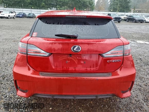 ✅ 2015 Lexus CT 200h • VIN: JTHKD5BH1F2218361 • Lot: 96817735. Wystawiony na Copart z przebiegiem Nie podano. Bezpłatny archiwum sprzedaży aukcyjnych z USA i szczegółowy raport historii pojazdu na DreamBid. Zdjęcie 6.
