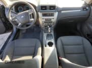 ✅ 2010 Ford Fusion SE • VIN: 3FAHP0HA8AR245535 • Lot: 93026035. Wystawiony na Copart z przebiegiem 187 250 mil. Bezpłatny archiwum sprzedaży aukcyjnych z USA i szczegółowy raport historii pojazdu na DreamBid. Zdjęcie 8.