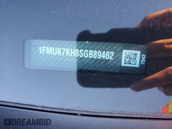 ✅ 2025 Ford Explorer ST-Line • VIN: 1FMUK7KH8SGB89462 • Lot: 89850155. Listed on Copart with 2,966 mi. Free auction sales archive from the USA and detailed vehicle history report at DreamBid. Image 13.