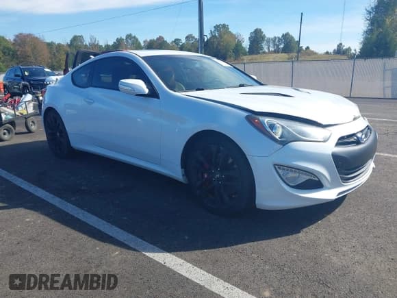 ✅ 2015 Hyundai Genesis Coupe R-Spec • VIN: KMHHU6KJ0FU122371 • Lot: 43521558. Wystawiony na IAAI z przebiegiem 102 931 mil. Bezpłatny archiwum sprzedaży aukcyjnych z USA i szczegółowy raport historii pojazdu na DreamBid. Zdjęcie 1.