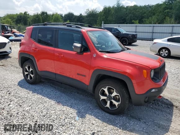 ✅ 2020 Jeep Renegade Trailhawk • VIN: ZACNJBC17LPL40101 • Lot: 67309085. Wystawiony na Copart z przebiegiem 58 439 mil. Bezpłatny archiwum sprzedaży aukcyjnych z USA i szczegółowy raport historii pojazdu na DreamBid. Zdjęcie 4.