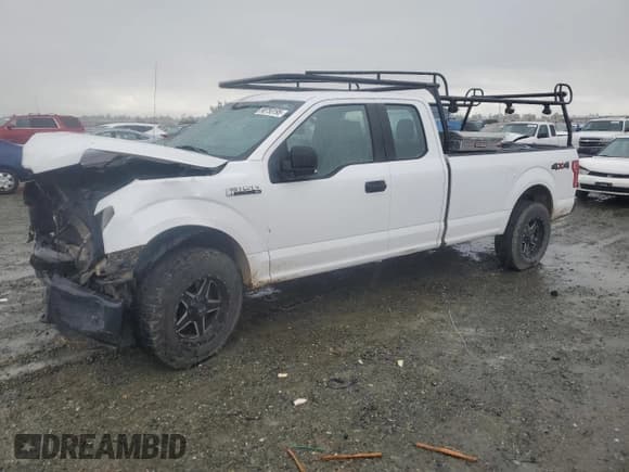 ✅ 2016 Ford F-150 XL • VIN: 1FTFX1EF7GKE63129 • Lot: 90753195. Wystawiony na Copart z przebiegiem Nie podano. Bezpłatny archiwum sprzedaży aukcyjnych z USA i szczegółowy raport historii pojazdu na DreamBid. Zdjęcie 1.
