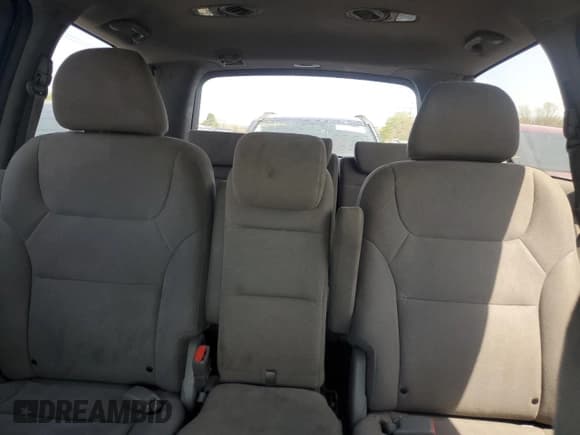 ✅ 2010 Honda Odyssey EX • VIN: 5FNRL3H41AB076899 • Lot: 54069425. Listed on Copart with 197,783 mi. Free auction sales archive from the USA and detailed vehicle history report at DreamBid. Image 10.