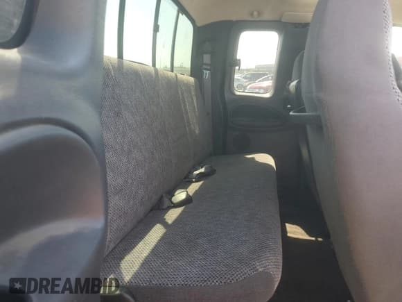 ✅ 2001 Dodge 1500 • VIN: 3B7HC13Z91G184622 • Lot: 64453425. Listed on Copart with 213,864 mi. Free auction sales archive from the USA and detailed vehicle history report at DreamBid. Image 10.