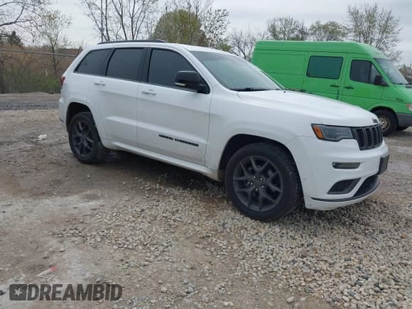 ✅ 2020 Jeep Grand Cherokee Limited X • VIN: 1C4RJFBG2LC242101 • Лот: 42129240. Опубликован ранее на IAAI с пробегом 60 479 миль. Бесплатный доступ к архиву аукционных продаж из США и подробный отчёт об истории автомобиля на DreamBid. Изображение 1.