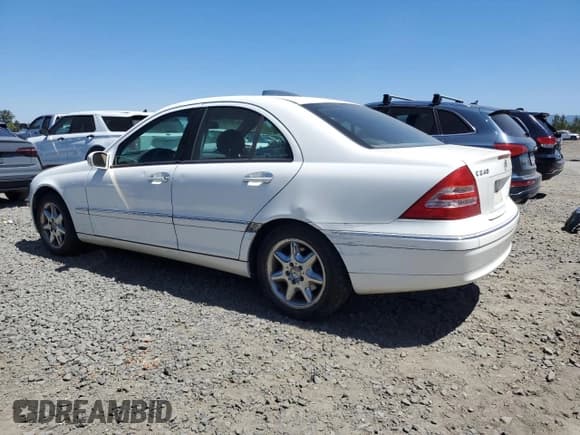 ✅ 2004 Mercedes-Benz C 240 • VIN: WDBRF61J44F443429 • Lot: 66405505. Listed on Copart with 186,150 mi. Free auction sales archive from the USA and detailed vehicle history report at DreamBid. Image 2.