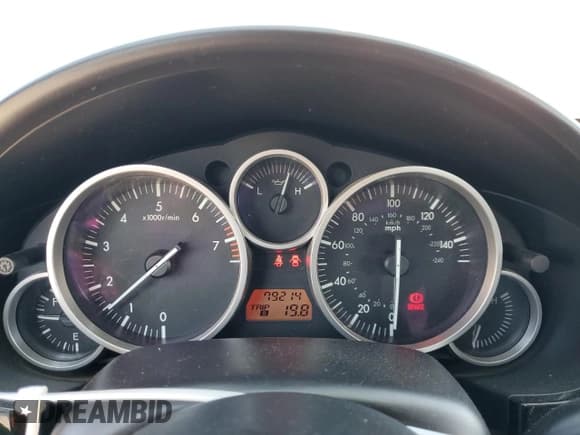 ✅ 2007 Mazda MX-5 Miata Grand Touring • VIN: JM1NC25F170135472 • Лот: 71571014. Опубликован ранее на Copart с пробегом 79 214 миль. Бесплатный доступ к архиву аукционных продаж из США и подробный отчёт об истории автомобиля на DreamBid. Изображение 9.