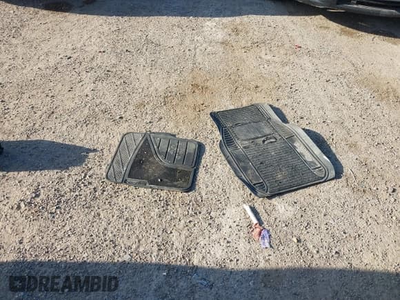 ✅ 2010 Pontiac G6 1SB • VIN: 1G2ZA5EB2A4103396 • Lot: 42014797. Wystawiony na IAAI z przebiegiem Nie podano. Bezpłatny archiwum sprzedaży aukcyjnych z USA i szczegółowy raport historii pojazdu na DreamBid. Zdjęcie 11.