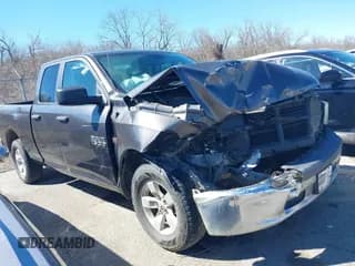 ✅ 2018 Ram 1500 Express • VIN: 1C6RR6FT1JS279988 • Lot: 41660838. Wystawiony na IAAI z przebiegiem 104 363 mil. Bezpłatny archiwum sprzedaży aukcyjnych z USA i szczegółowy raport historii pojazdu na DreamBid. Zdjęcie 1.