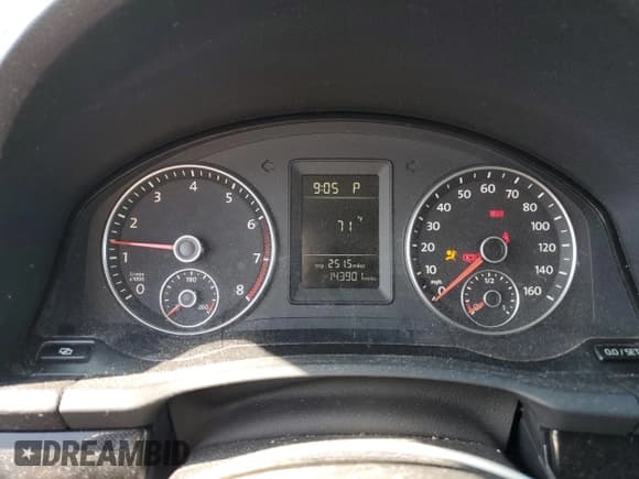 ✅ 2010 Volkswagen Jetta SE • VIN: 3VWRX7AJ4AM029774 • Lot: 63446665. Wystawiony na Copart z przebiegiem 143 901 mil. Bezpłatny archiwum sprzedaży aukcyjnych z USA i szczegółowy raport historii pojazdu na DreamBid. Zdjęcie 9.