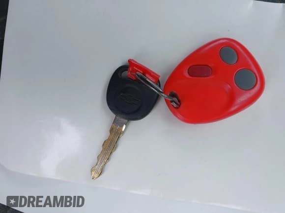 ✅ 2006 Chevrolet Silverado 2500HD LT3 • VIN: 1GCHK23D96F257428 • Лот: 42564305. Опубликован ранее на IAAI с пробегом 299 406 миль. Бесплатный доступ к архиву аукционных продаж из США и подробный отчёт об истории автомобиля на DreamBid. Изображение 11.