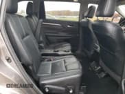 ✅ 2018 Toyota Highlander SE • VIN: 5TDJZRFH6JS487781 • Лот: 91048055. Опубликован ранее на Copart с пробегом 115 909 миль. Бесплатный доступ к архиву аукционных продаж из США и подробный отчёт об истории автомобиля на DreamBid. Изображение 11.