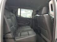 ✅ 2018 Chevrolet Suburban LT • VIN: 1GNSCHKC4JR308752 • Лот: 72677044. Опубликован ранее на Copart с пробегом 80 086 миль. Бесплатный доступ к архиву аукционных продаж из США и подробный отчёт об истории автомобиля на DreamBid. Изображение 11.