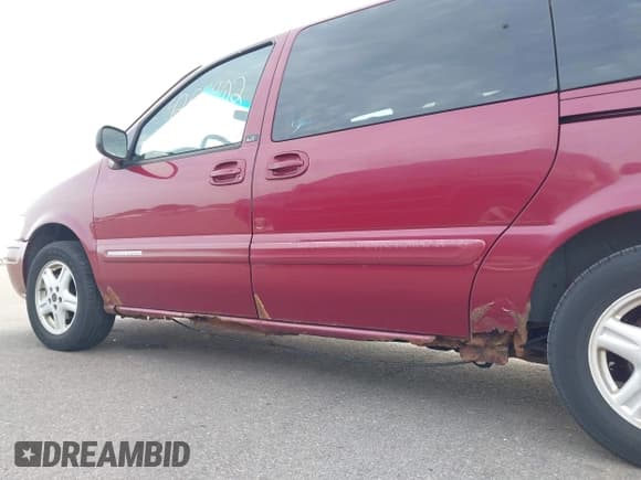 ✅ 2004 Chevrolet Venture LT • VIN: 1GNDX13E64D124340 • Lot: 42511902. Listed on IAAI with 179,723 mi. Free auction sales archive from the USA and detailed vehicle history report at DreamBid. Image 13.