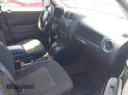 ✅ 2016 Jeep Patriot Sport • VIN: 1C4NJPBA4GD589350 • Lot: 42155535. Listed on IAAI with 219,290 mi. Free auction sales archive from the USA and detailed vehicle history report at DreamBid. Image 5.