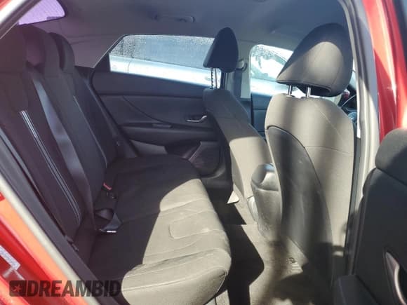 ✅ 2022 Hyundai Elantra SEL • VIN: KMHLM4AG0NU246031 • Lot: 91425255. Listed on Copart with 88,180 mi. Free auction sales archive from the USA and detailed vehicle history report at DreamBid. Image 10.